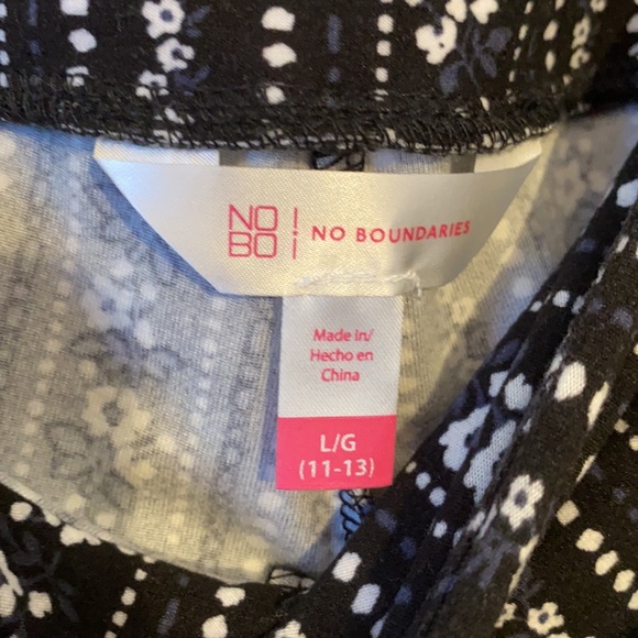 Floral Flare Pants - Picture 5 of 5